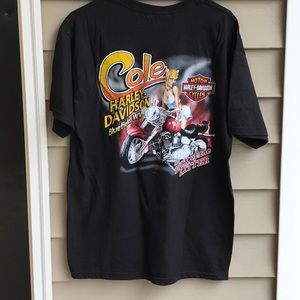 This little “kitty”comes from Bluefield, West Virginia. Size Large